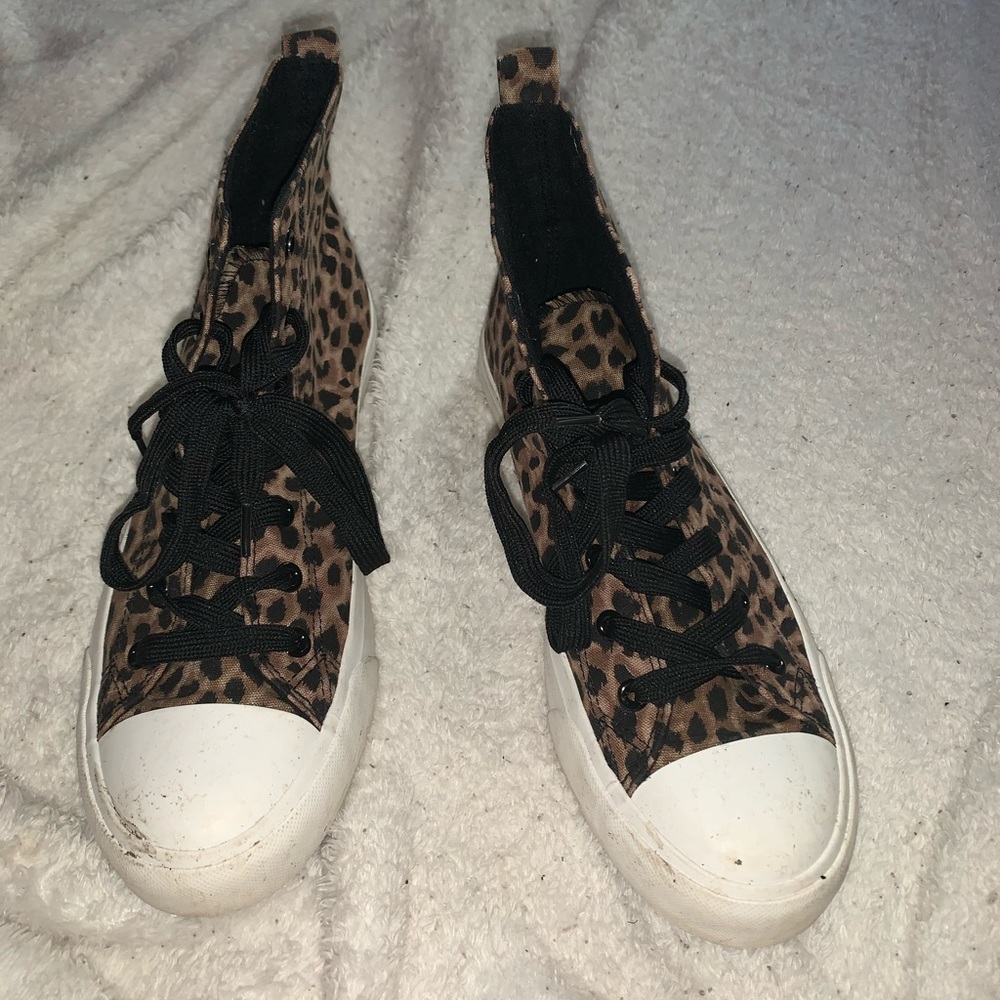 Cheetah Print Hightop Canvas Sneakers